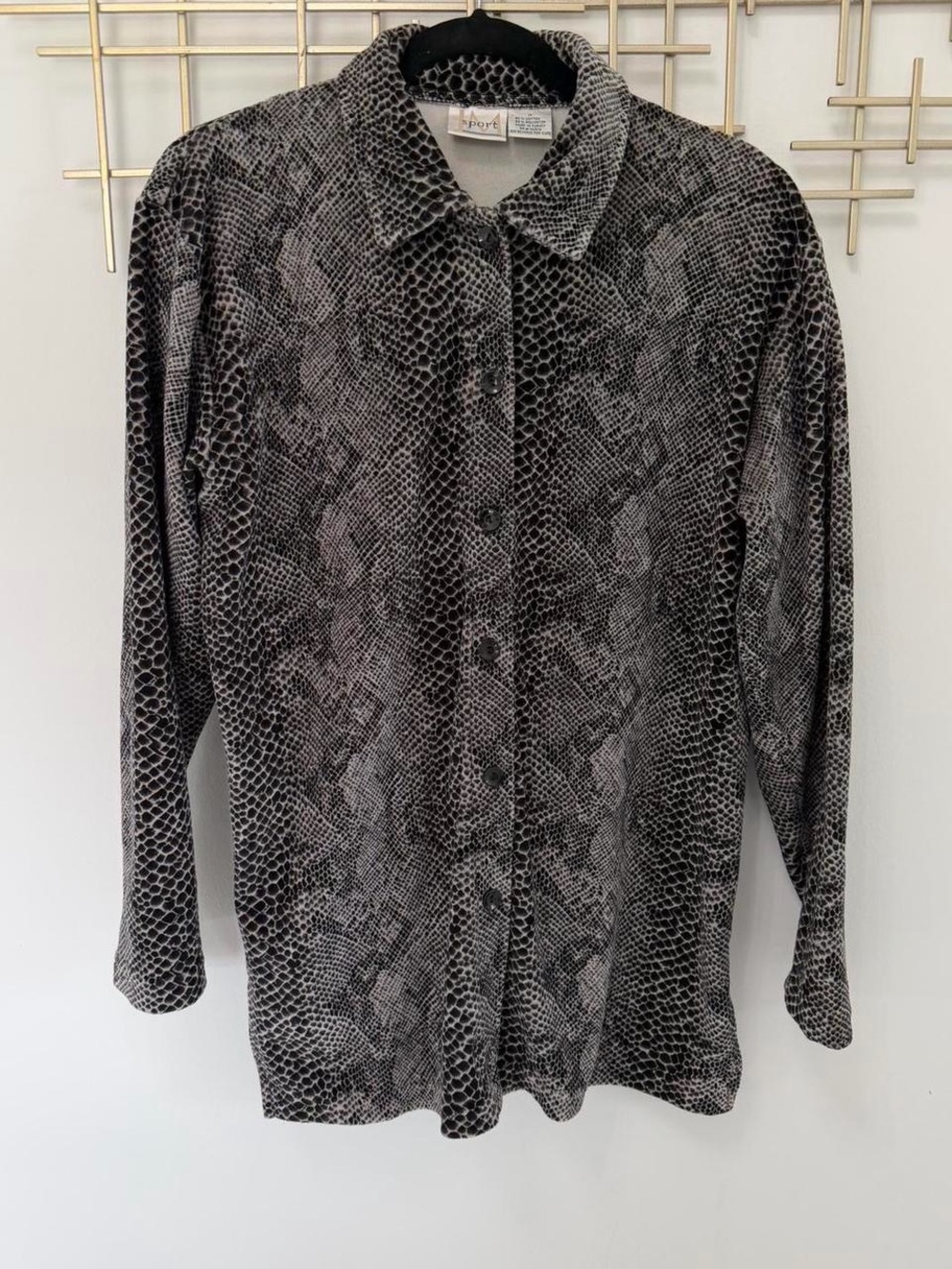 Vintage Black & Gray Snake-Print Button-Up Shirt